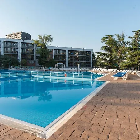 Отель Pomorie Sun Солнечный берег