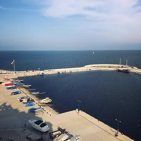 Отель Pomorie Sun
