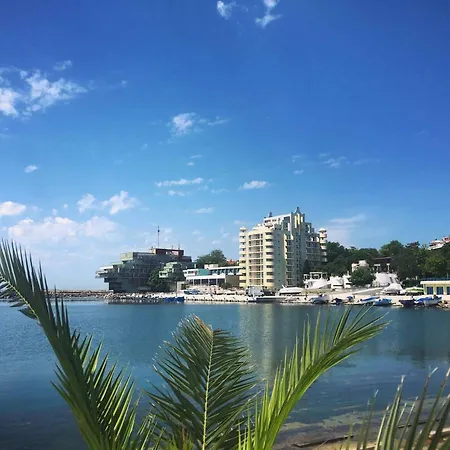 Отель Pomorie Sun Солнечный берег