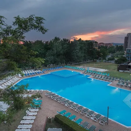 Отель Pomorie Sun 3*