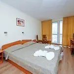 Szálloda Pomorie Sun