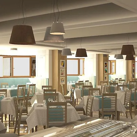 Szálloda Pomorie Sun 3*