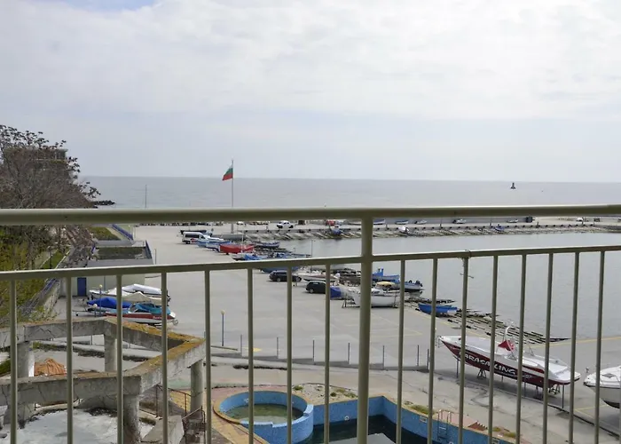 Pomorie Sun 3* Sluneční pobřeží