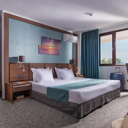 Pomorie Sun サニービーチ