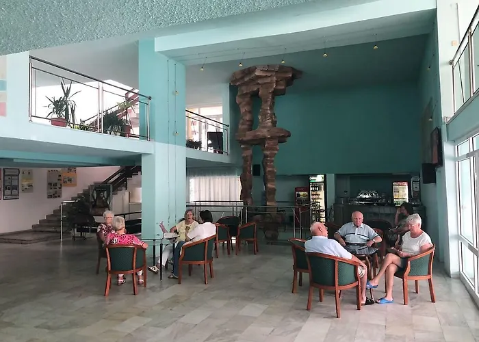 Pomorie Sun ホテル